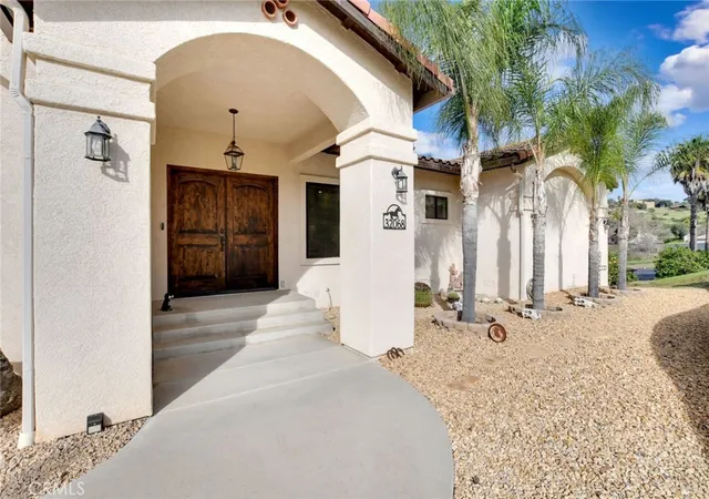 Homes for sale in Bonsall, CA | 32068 Anna Marie Ln, Bonsall, CA 92003 | MLS# OC26062174