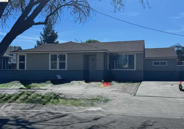Homes for sale in Pittsburg, CA | 27 Robinson Ave, Pittsburg, CA 94565 | MLS# 41128173