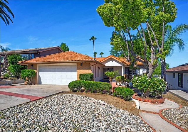 Photo 2 of Sale Pending at 22470 Lighthouse Dr, Canyon Lake, CA 92587 | MLS# SW26056670 | Listing updated on 2026-09-24