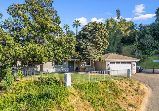 Homes for sale in Redlands, CA | 30825 Palo Alto Dr, Redlands, CA 92373 | MLS# IG26061309