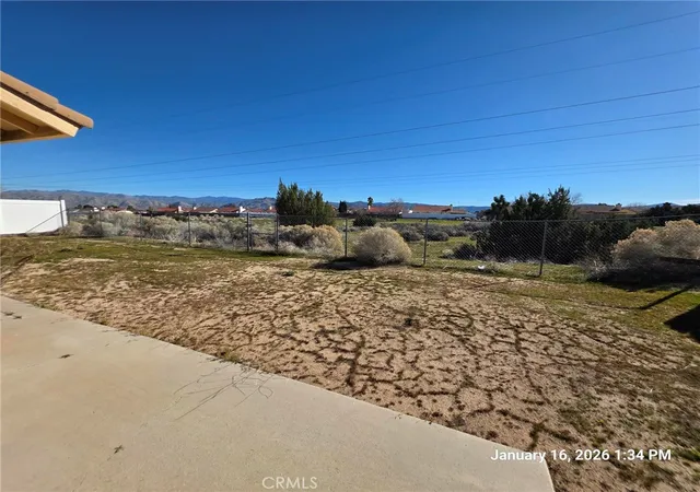 Homes for sale in Hesperia, CA | 15501 Via Bahia St, Hesperia, CA 92345 | MLS# HD26062270