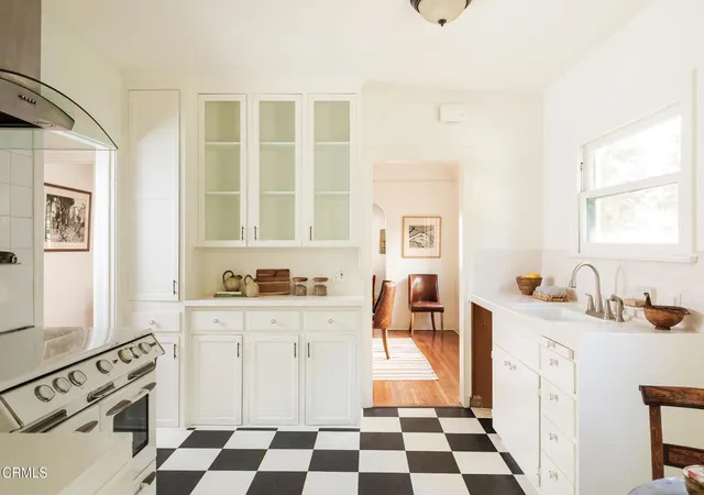 5th image of 1266 N Flores St, West Hollywood, CA 90069 | MLS# P1-26376