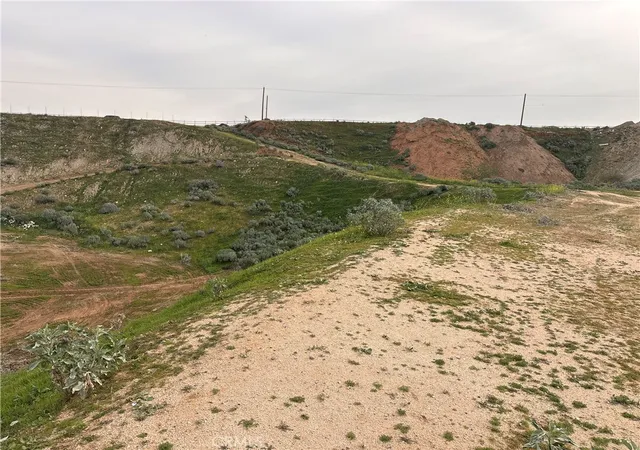 4th image of 7111 Luane Trl, Colton, CA 92324 | MLS# IG26062309