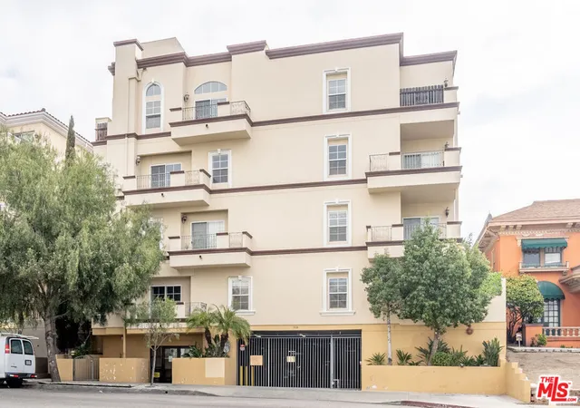3rd image of 616 S Wilton Pl, Los Angeles, CA 90005