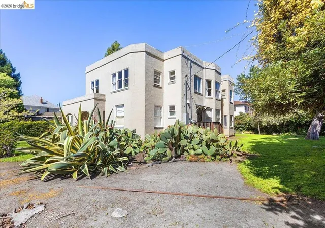 4th image of 1036 60Th Street, Oakland, CA 94608 | MLS# 41128186