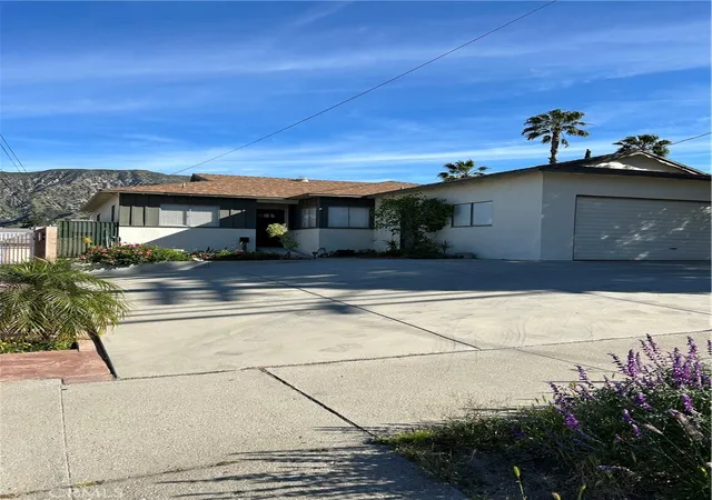 1st image of 7941 Wentworth Ave, Sunland, CA 91040 | MLS# SR26062481