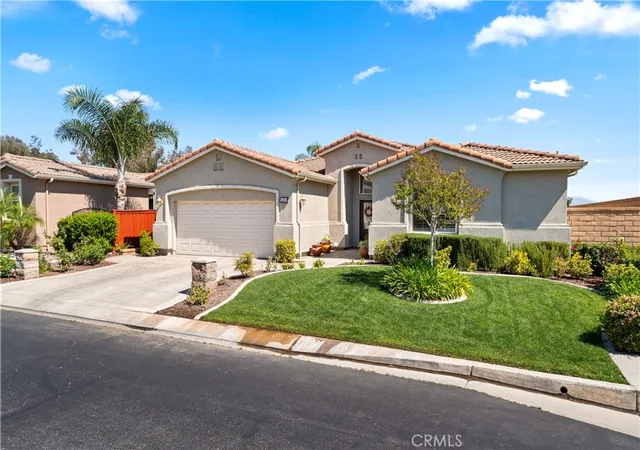 Photo 2 of Single family home for sale at 520 Olazabal, Hemet, CA 92545 | MLS# SW26062416 | Listing updated on 2026-09-30