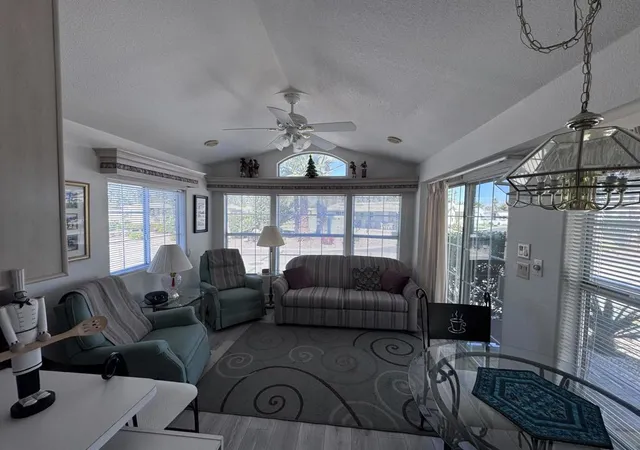 2nd image of 81620 Avenue 49 #164b, Indio, CA 92201 | MLS# 219145266DA