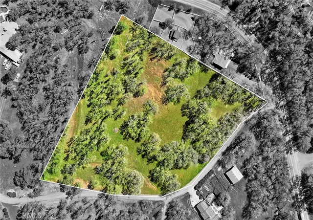 Photo 2 of Land for sale at 726 Park, Lakeport, CA 95453 | MLS# LC26062691 | Listing updated on 2026-03-23