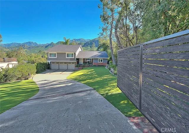 Homes for sale in Agoura Hills, CA | 29846 Triunfo Dr, Agoura Hills, CA 91301 | MLS# AR26059117
