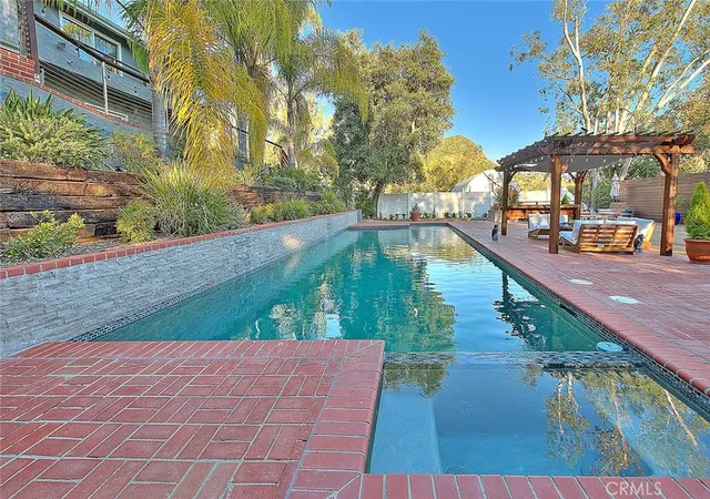 Homes for sale in Agoura Hills, CA | 29846 Triunfo Dr, Agoura Hills, CA 91301 | MLS# AR26059117