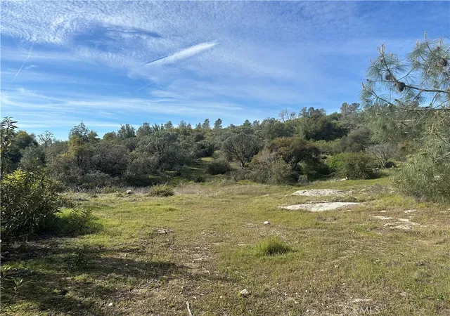 Photo 3 of Land for sale at 9 Acres Quartz Ridge Ct, Coarsegold, CA 93614 | MLS# FR26062753 | Listing updated on 2026-06-02