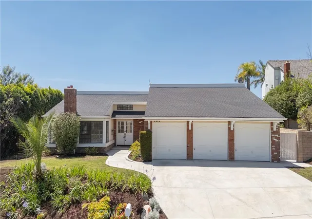 Photo 2 of Sale Pending at 2282 N Rockridge Pl, Orange, CA 92867 | MLS# OC26061449 | Listing updated on 2026-06-25