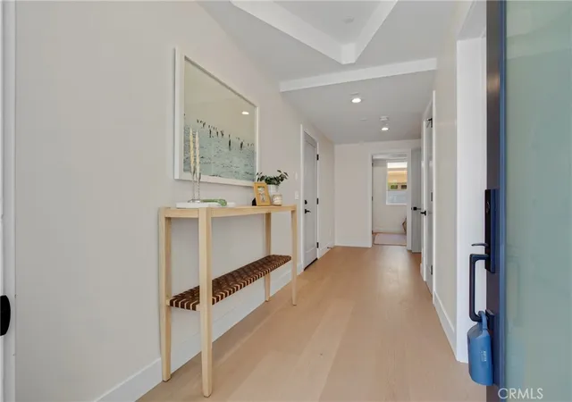Photo 3 of Townhouse for sale at 2409 Perkins Ln, Redondo Beach, CA 90278 | MLS# SB26062760 | Listing updated on 2026-10-11