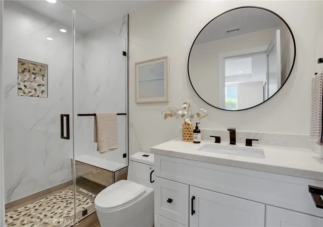 Photo 4 of Townhouse for sale at 2409 Perkins Ln, Redondo Beach, CA 90278 | MLS# SB26062760 | Listing updated on 2026-10-11