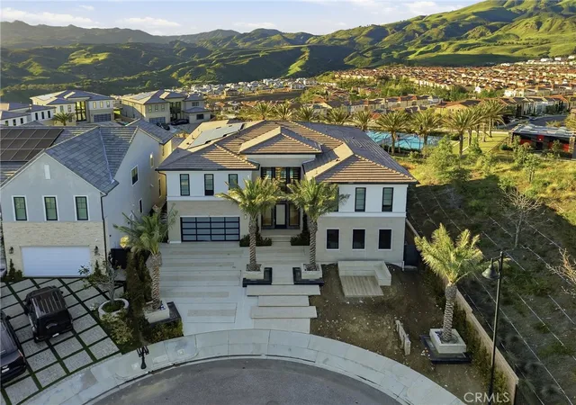 Photo 2 of Sale Pending at 20454 W Albion Way, Porter Ranch, CA 91326 | MLS# SR26042819 | Listing updated on 2026-09-30