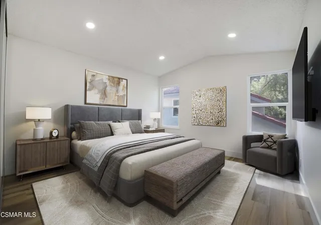 4th image of 974 Quarterhorse Ln, Oak Park, CA 91377 | MLS# 226001345