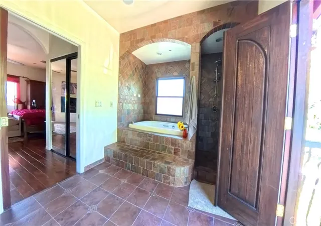 30th image of 633 Sunnyhill Dr, Los Angeles, CA 90065 | MLS# WS26059741