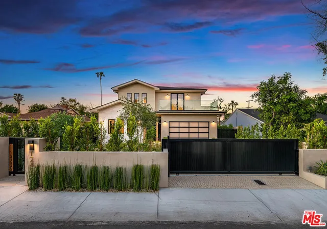 1st image of 12427 Cumpston St, Valley Village, CA 91607 | MLS# 26667769