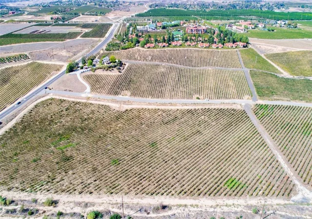 Photo 4 of Single family home for sale at 40970 Anza Rd, Temecula, CA 92592 | MLS# ND26063010 | Listing updated on 2026-06-29