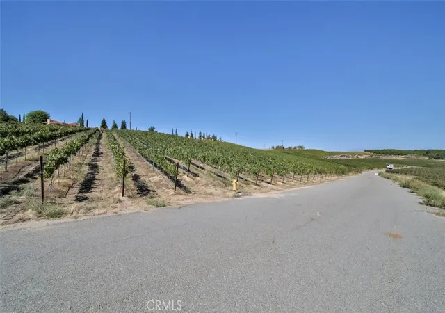 Photo 4 of Land for sale at 0 Valle Toscana Ct, Temecula, CA 92592 | MLS# ND26063050 | Listing updated on 2026-06-29