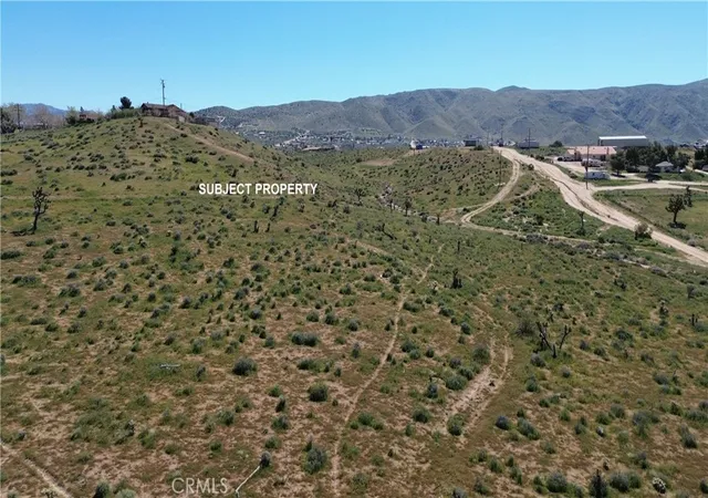 Land for sale at 10111 Cerra Vista St, Apple Valley, CA 92308 | MLS# HD26063146