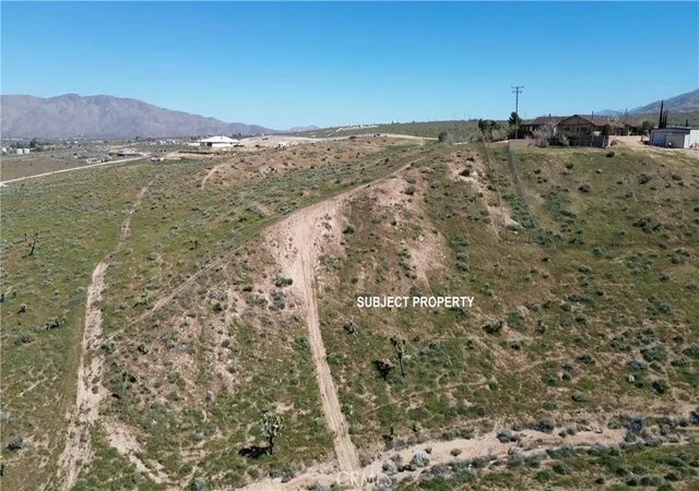 Photo 2 of Land for sale at 10111 Cerra Vista St, Apple Valley, CA 92308 | MLS# HD26063146 | Listing updated on 2026-10-01