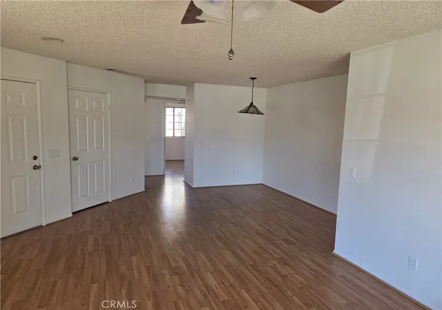 16th image of 19099 Frances, Apple Valley, CA 92308 | MLS# HD26061140