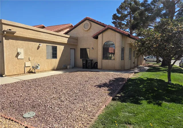 1st image of 19099 Frances, Apple Valley, CA 92308 | MLS# HD26061140
