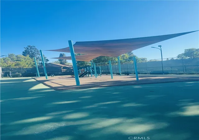 5th image of 124 Tangelo, Irvine, CA 92618