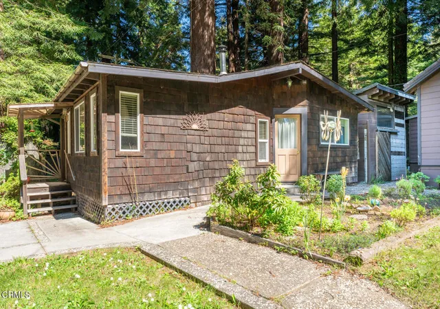 Homes for sale in Fort Bragg, CA | 32200 California 20, Fort Bragg, CA 95437 | MLS# C1-11302