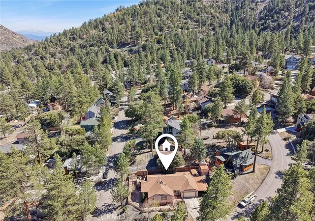 2nd image of 5319 Desert View, Wrightwood, CA 92397 | MLS# DW26059613