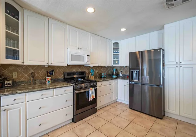 5th image of 16605 Ottawa, Victorville, CA 92395 | MLS# PW26063366