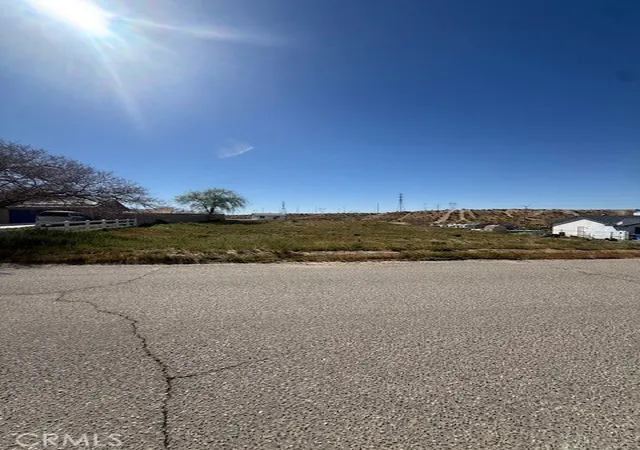 Photo 4 of Land for sale at 0 Prenda St, Victorville, CA 92394 | MLS# HD26062830 | Listing updated on 2026-03-27