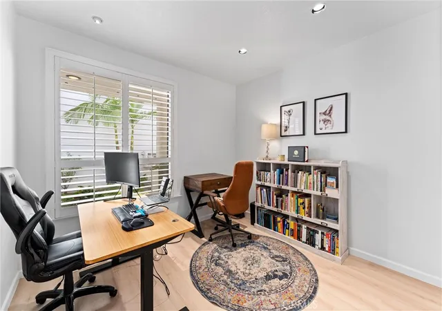 5th image of 1340 Glenwood Rd #28, Glendale, CA 91201 | MLS# WS26063214