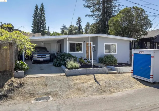 Homes for sale in Martinez, CA | 1050 Sierra Ave, Martinez, CA 94553 | MLS# 41128321