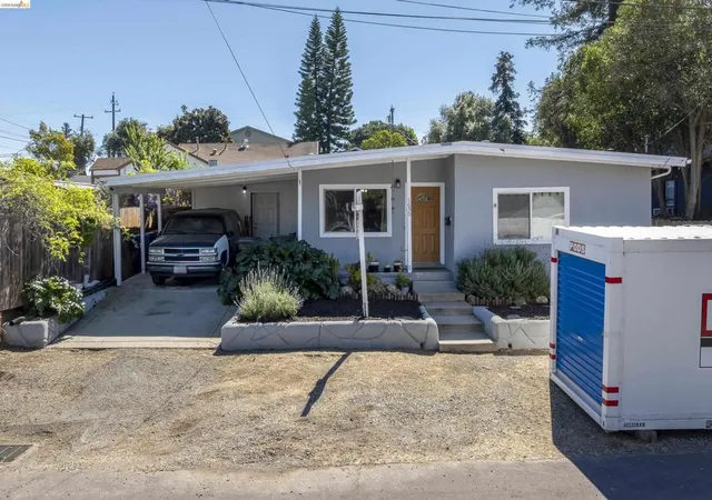 Homes for sale in Martinez, CA | 1050 Sierra Ave, Martinez, CA 94553 | MLS# 41128321
