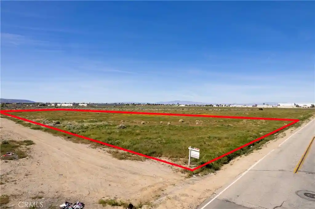 Land for sale at 0 Ave P 8, Palmdale, CA 93552 | MLS# SW26055445