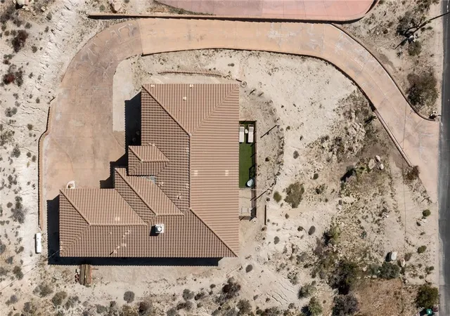 Photo 3 of Single family home for sale at 57474 Airway, Yucca Valley, CA 92284 | MLS# JT26063416 | Listing updated on 2026-10-05