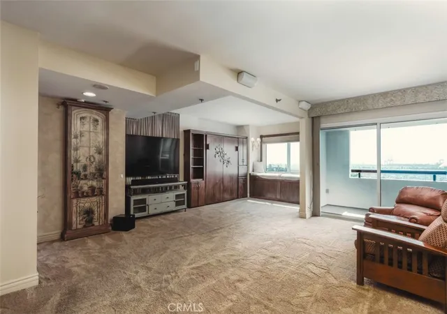 Homes for sale in Long Beach, CA | 525 E Seaside Wy #807, Long Beach, CA 90802 | MLS# PW26060163