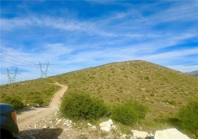 5th image of 0 Bowen Ranch Rd, Apple Valley, CA 92308 | MLS# CV26063622