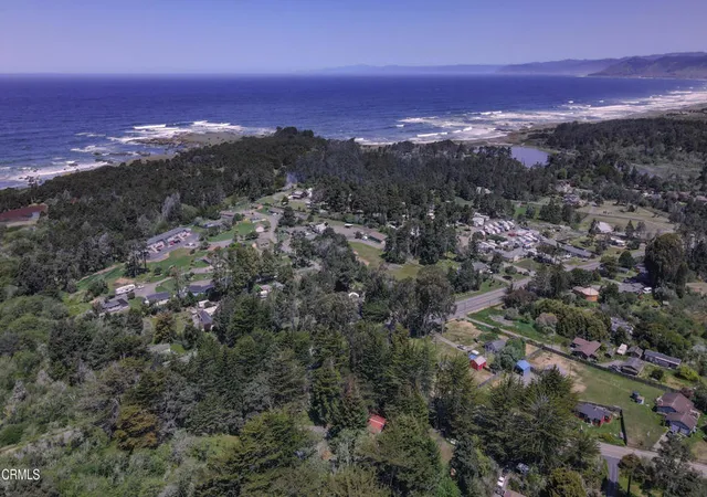 13th image of 23401 California Hwy 1, Fort Bragg, CA 95437 | MLS# C1-11304