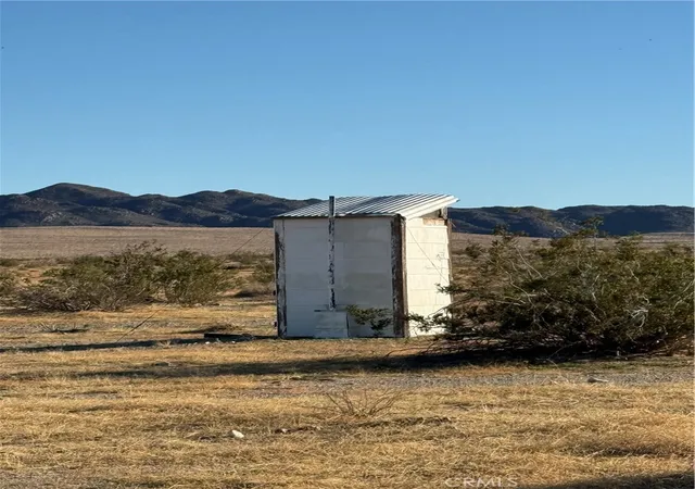 4th image of 86725 Misty Trl, Twentynine Palms, CA 92277 | MLS# JT26063900