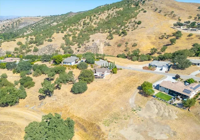 1st image of 9850 Bluegill Dr, Paso Robles, CA 93446 | MLS# NS26063937