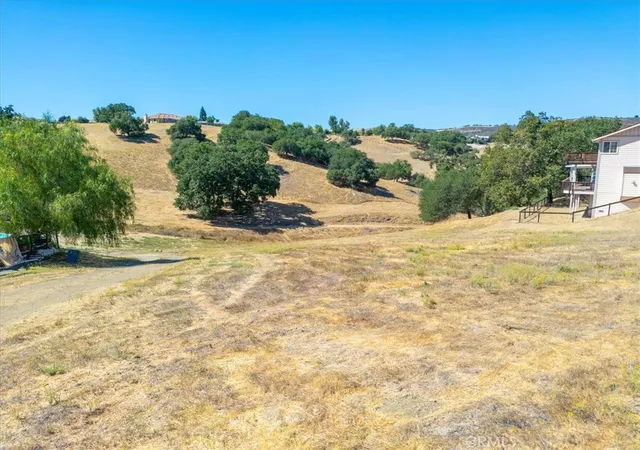 Photo 3 of Land for sale at 9850 Bluegill Dr, Paso Robles, CA 93446 | MLS# NS26063937 | Listing updated on 2026-03-24