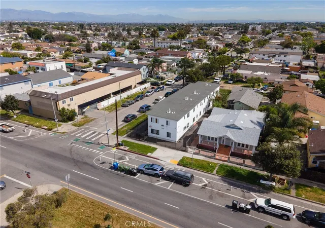 Photo 1 of Sale Pending at 10500 S Broadway, Los Angeles, CA 90003 | MLS# PW26061873 | Listing updated on 2026-09-25