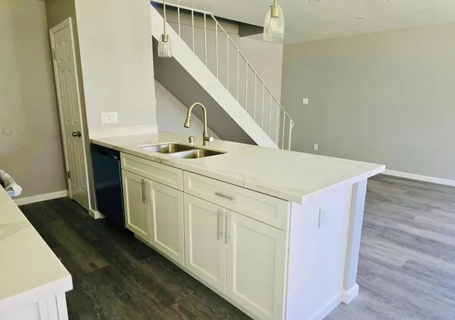 4th image of 2936 Peachtree Dr, Stockton, CA 95203