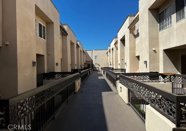3rd image of 537 N Adams, Glendale, CA 91206