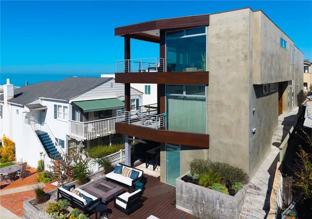 Homes for sale in Manhattan Beach, CA | 121 16th St, Manhattan Beach, CA 90266 | MLS# SB26063616