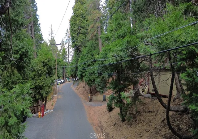 16th image of 24397 Horst Dr, Crestline, CA 92325 | MLS# IG26064099